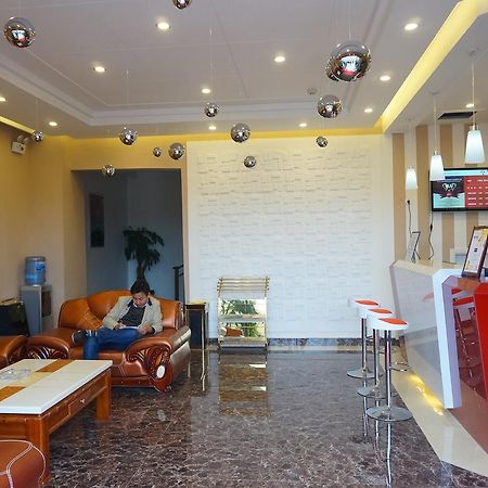 Thank Inn Chain Hotel Guizhou Zunyi Huichuan District Huichuan Avenue Luaran gambar