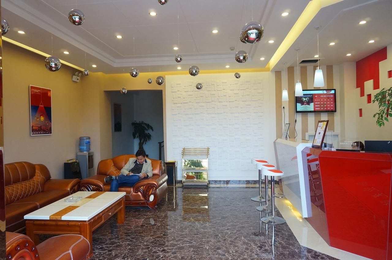 Thank Inn Chain Hotel Guizhou Zunyi Huichuan District Huichuan Avenue Luaran gambar